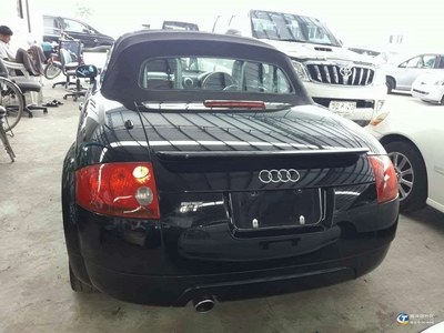 進口右舵二手車銷售專員 騰沖市場的機遇與挑戰